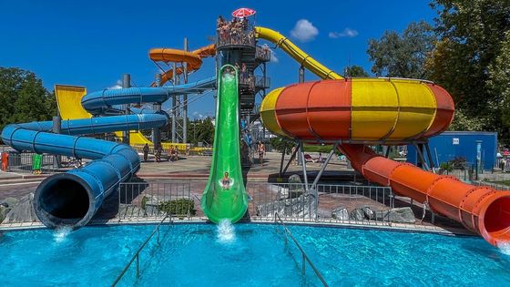 Good price OEM Outdoor Water Park Fiberglass Water Slide For children 1 Person online