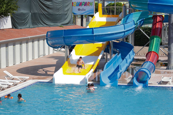 Good price OEM Outdoor Multi Fiberglass Slide Set for Water Amusement Park Playground online