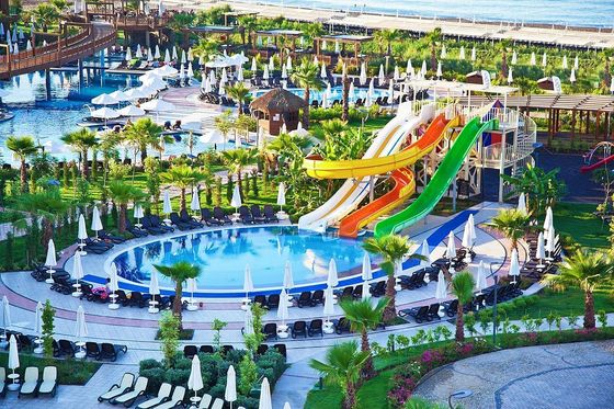Good price ODM Outdoor Playground Swimming Pool Games Equipmnt Giant Spiral Water Slides Sets online