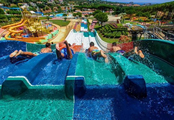 ODM Swimming Pool Playground Amusement Games China Rainbow High Speed Water Slide