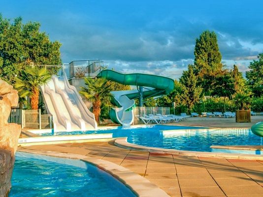 Good price Customized  Water Park Swimming Pool Design Water Sport Activity Fiberglass Slide online