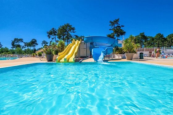Water Park Child Play Equipment Fiberglass Slide For Swimming Pool Height 5-12 m