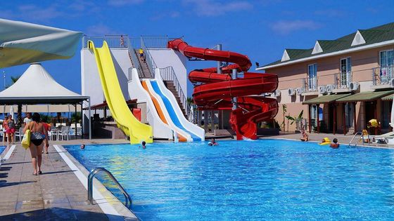 Water Game Park Equipment Design Amusement Swimming Pool Ride Custom