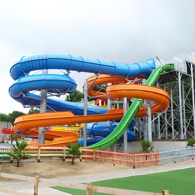 Customized Dimensions Fiberglass Water Park Slide with 12 Years Usage Period and 1 Year Guarantee