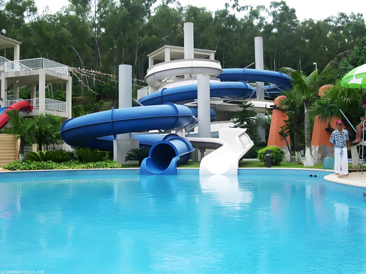 Customized Size Water Park Slide with 12 Years Usage Period and Water Supply System for Swimming Pools